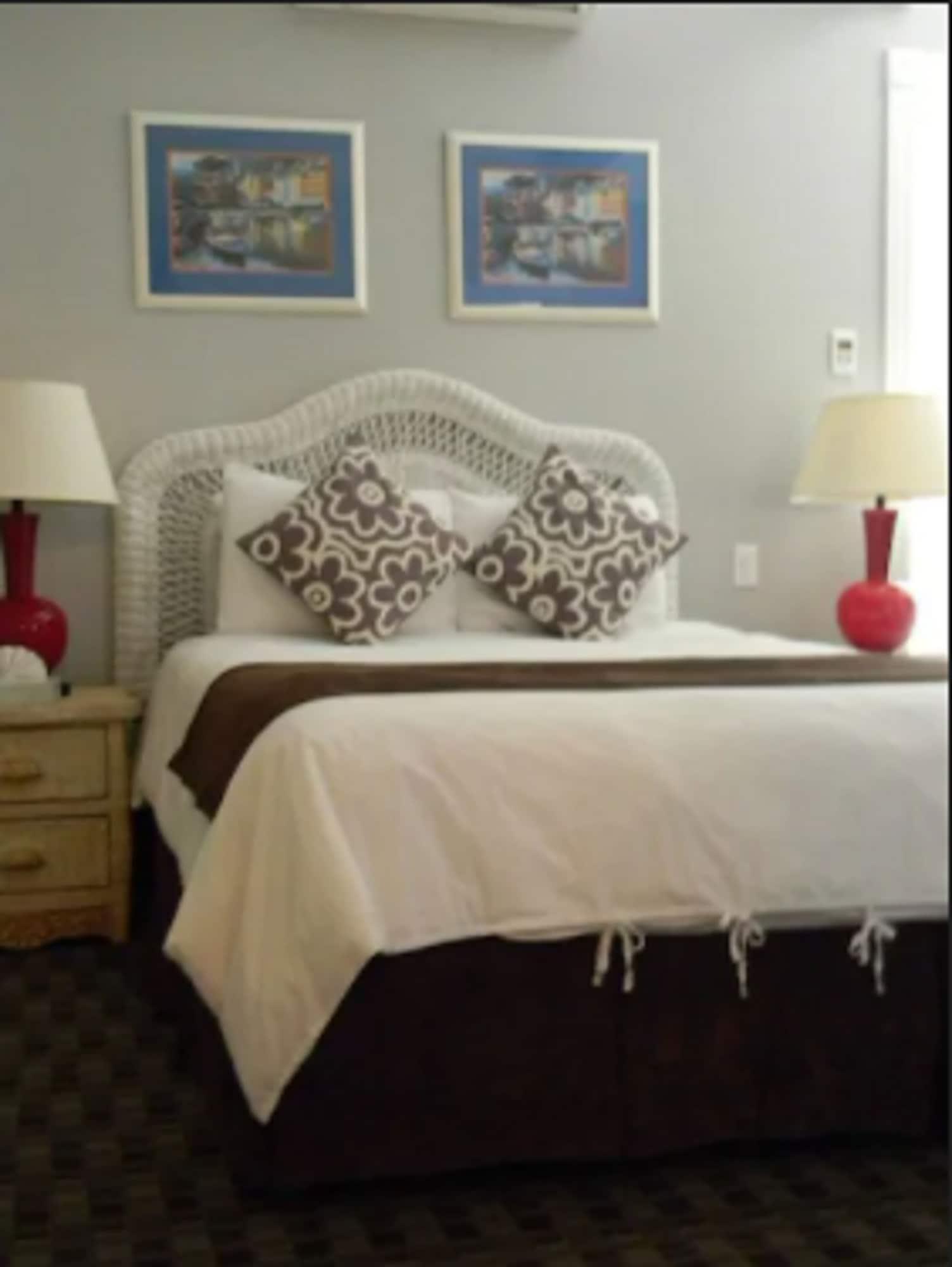 Glenmore Plaza Hotel Avalon Esterno foto