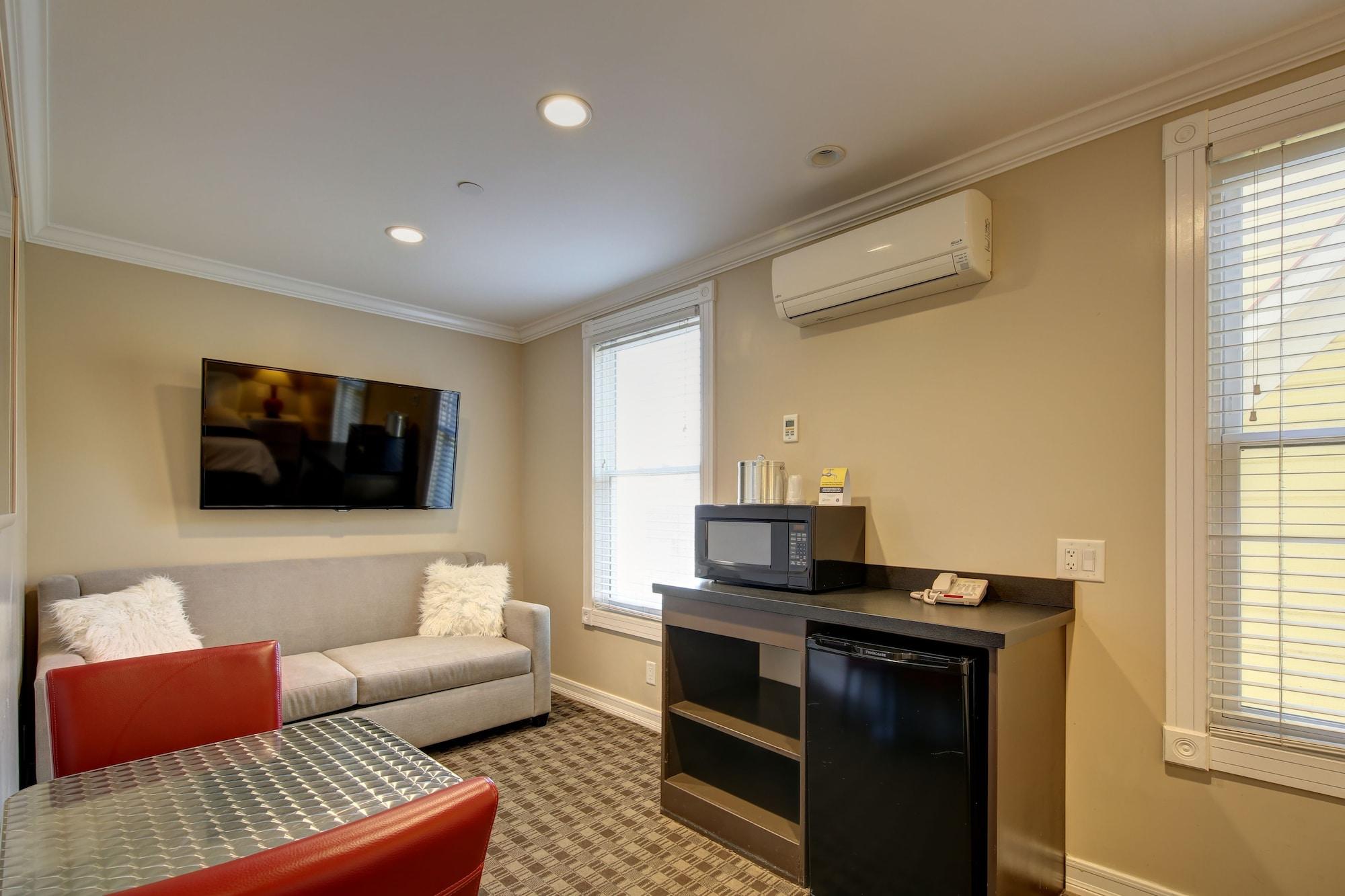 Glenmore Plaza Hotel Avalon Esterno foto