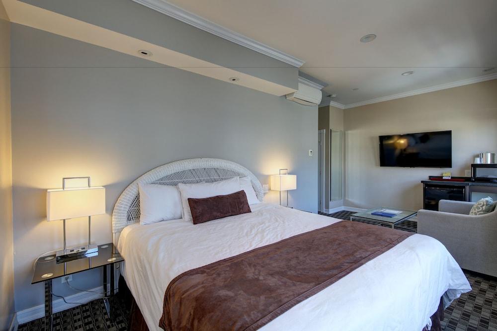 Glenmore Plaza Hotel Avalon Esterno foto