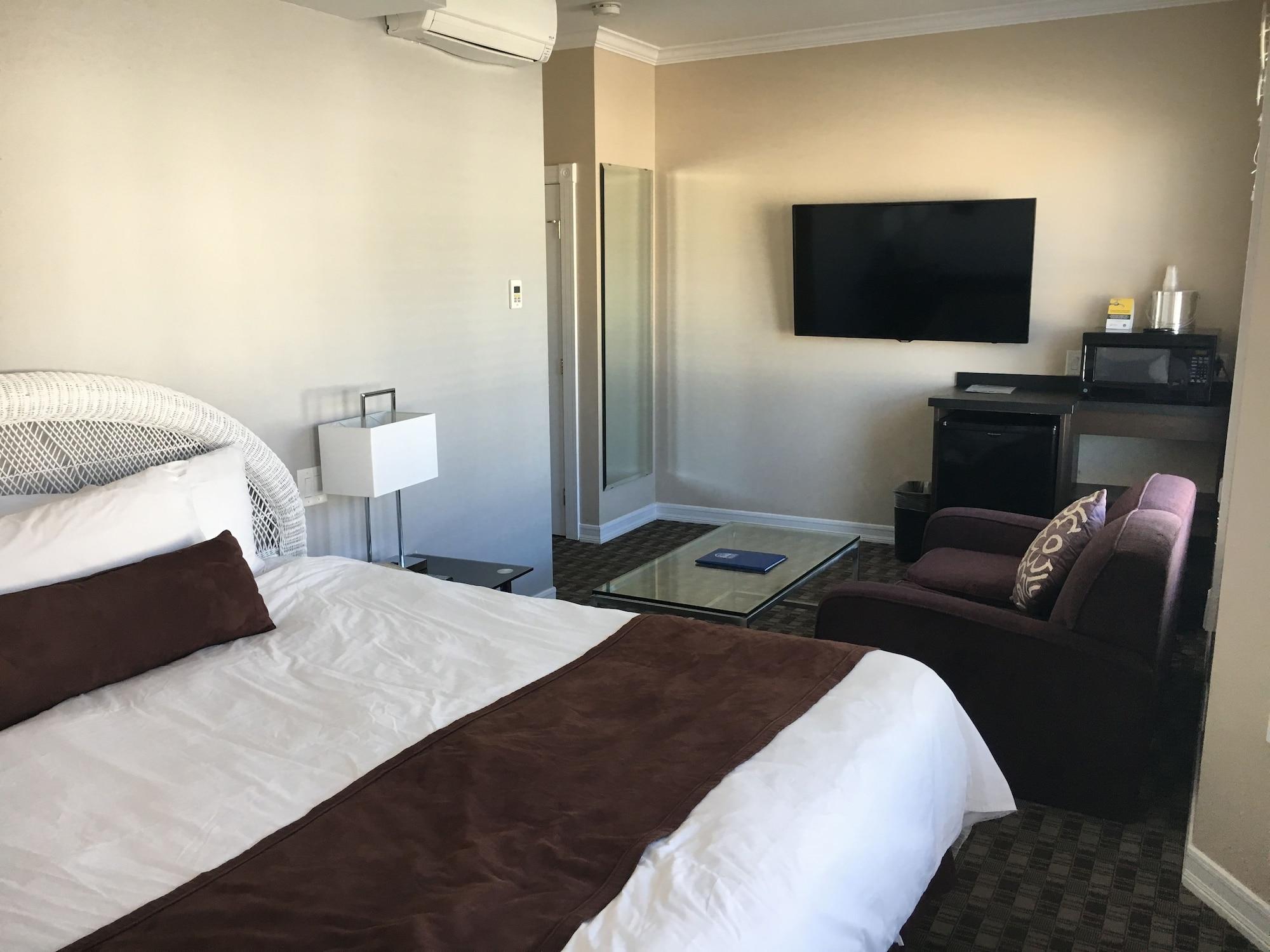 Glenmore Plaza Hotel Avalon Esterno foto