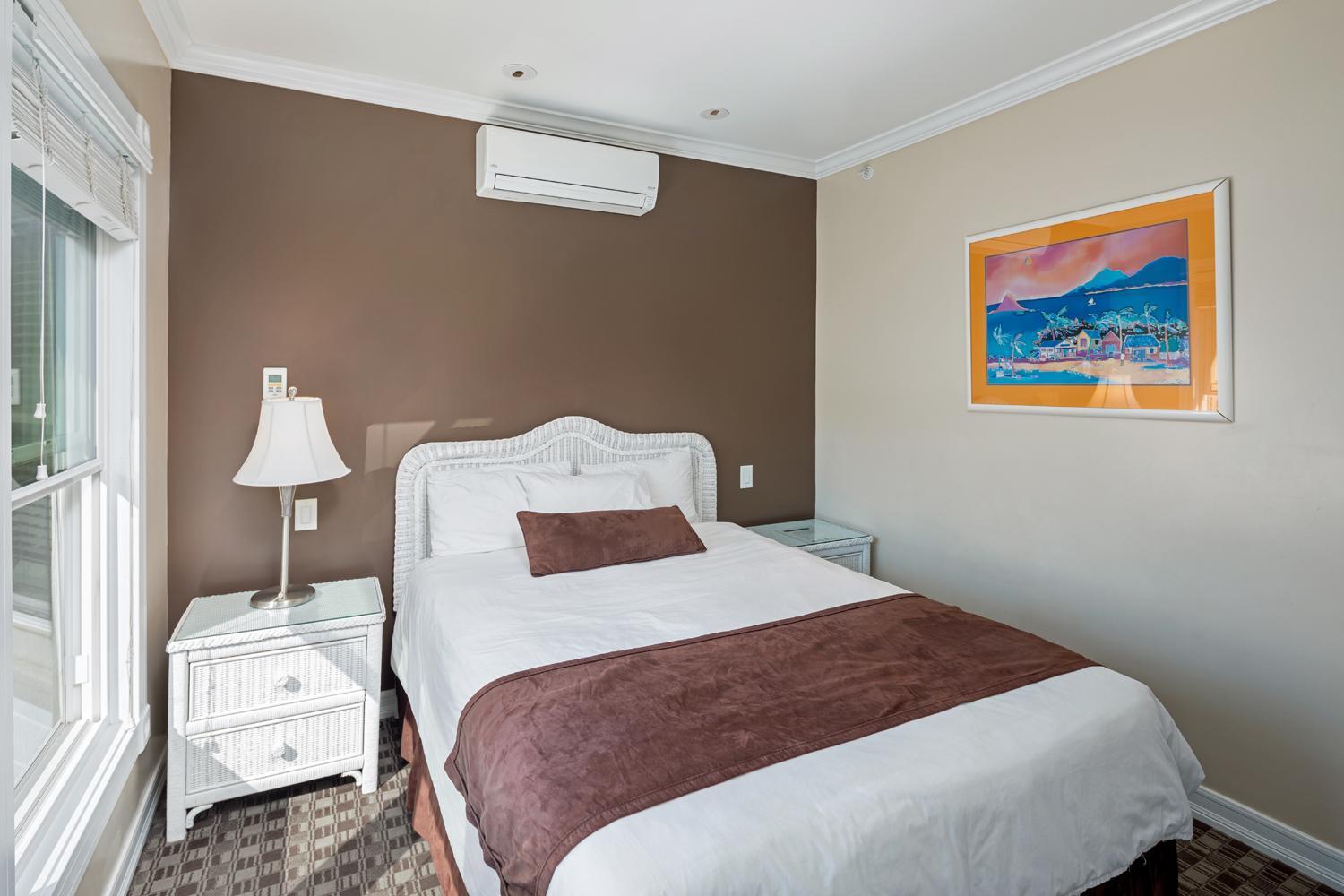 Glenmore Plaza Hotel Avalon Esterno foto